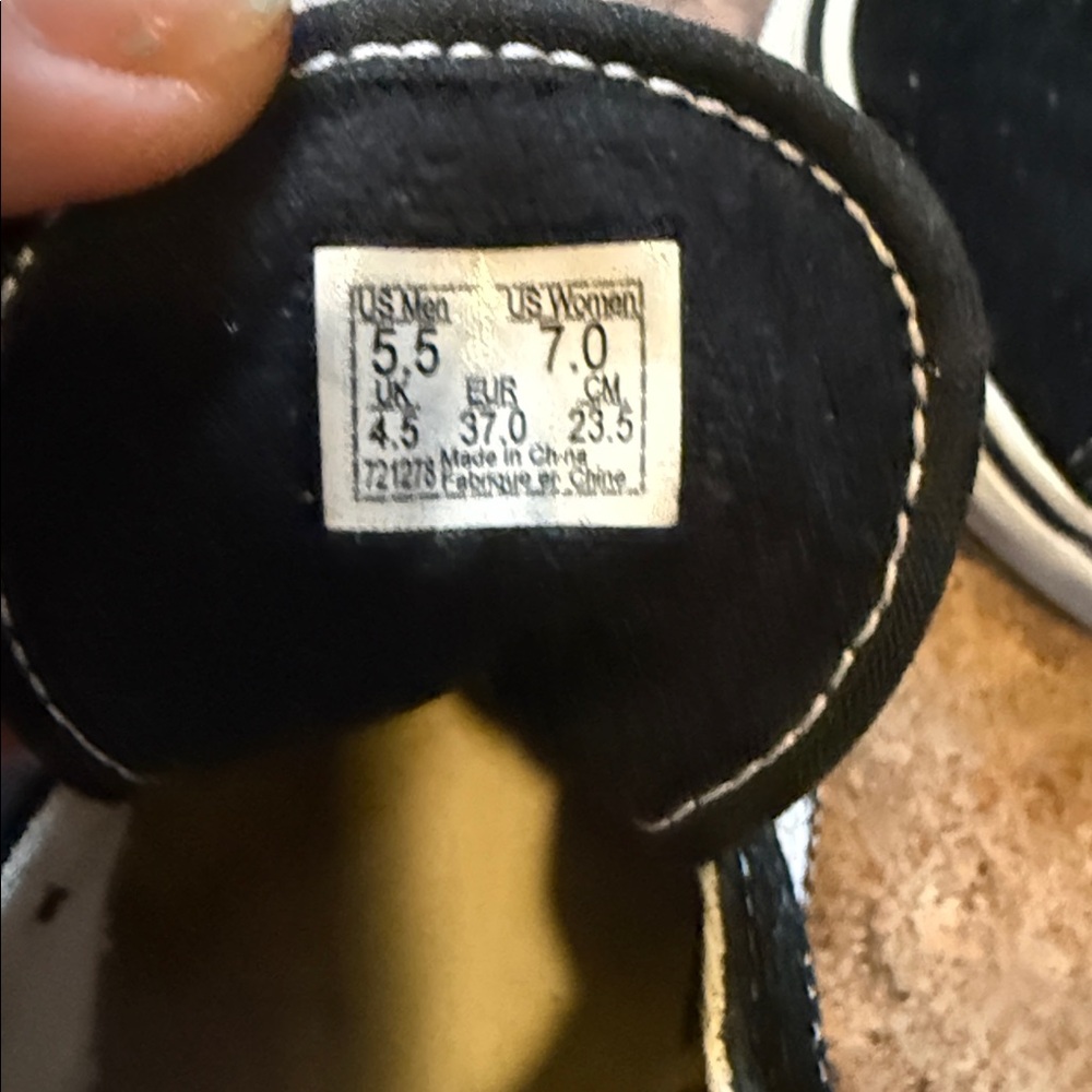 Vans 7 W old school skate shoes 5.5 men - Picture 6 of 7
